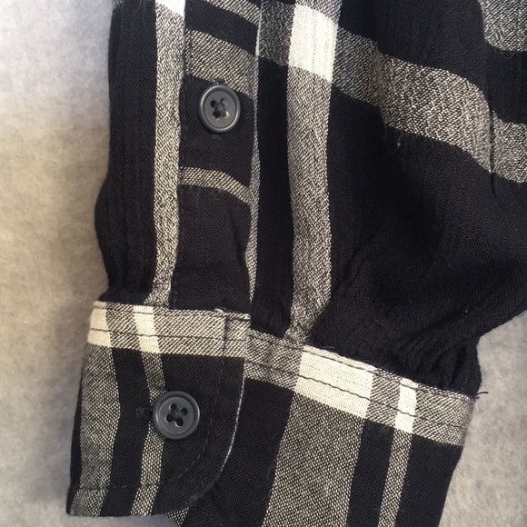 Lucky Brand Soft Cool Woven Lagan Look Shacket with Long Sleeves - Picture 9 of 16